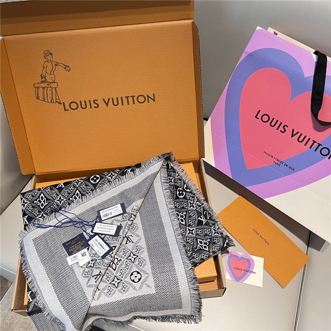 KHĂN Louis Vuitton monogram shawl scarf