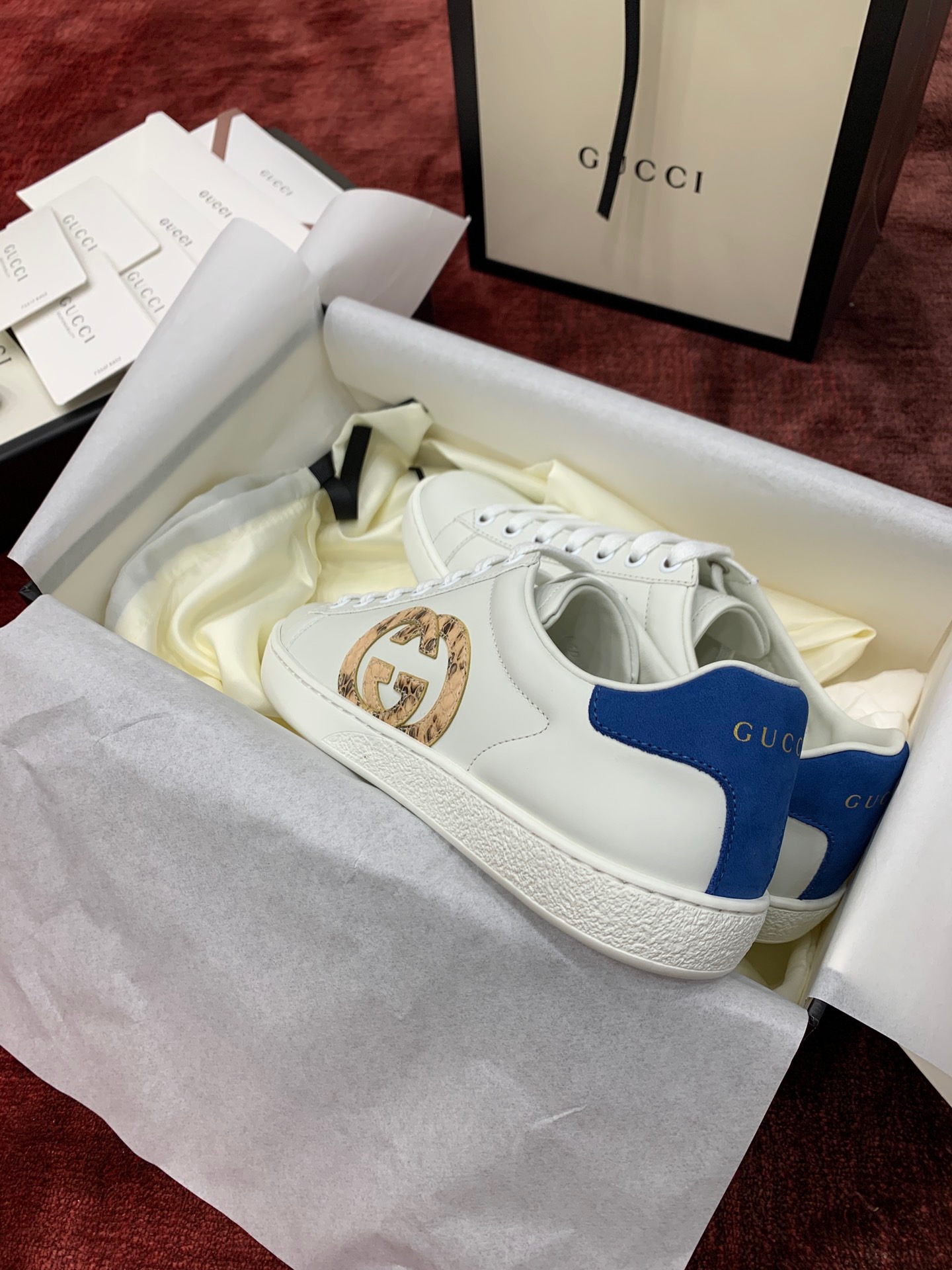 GIÀY GUCCI Leather Ace Sneakers Interlocking GG Python White