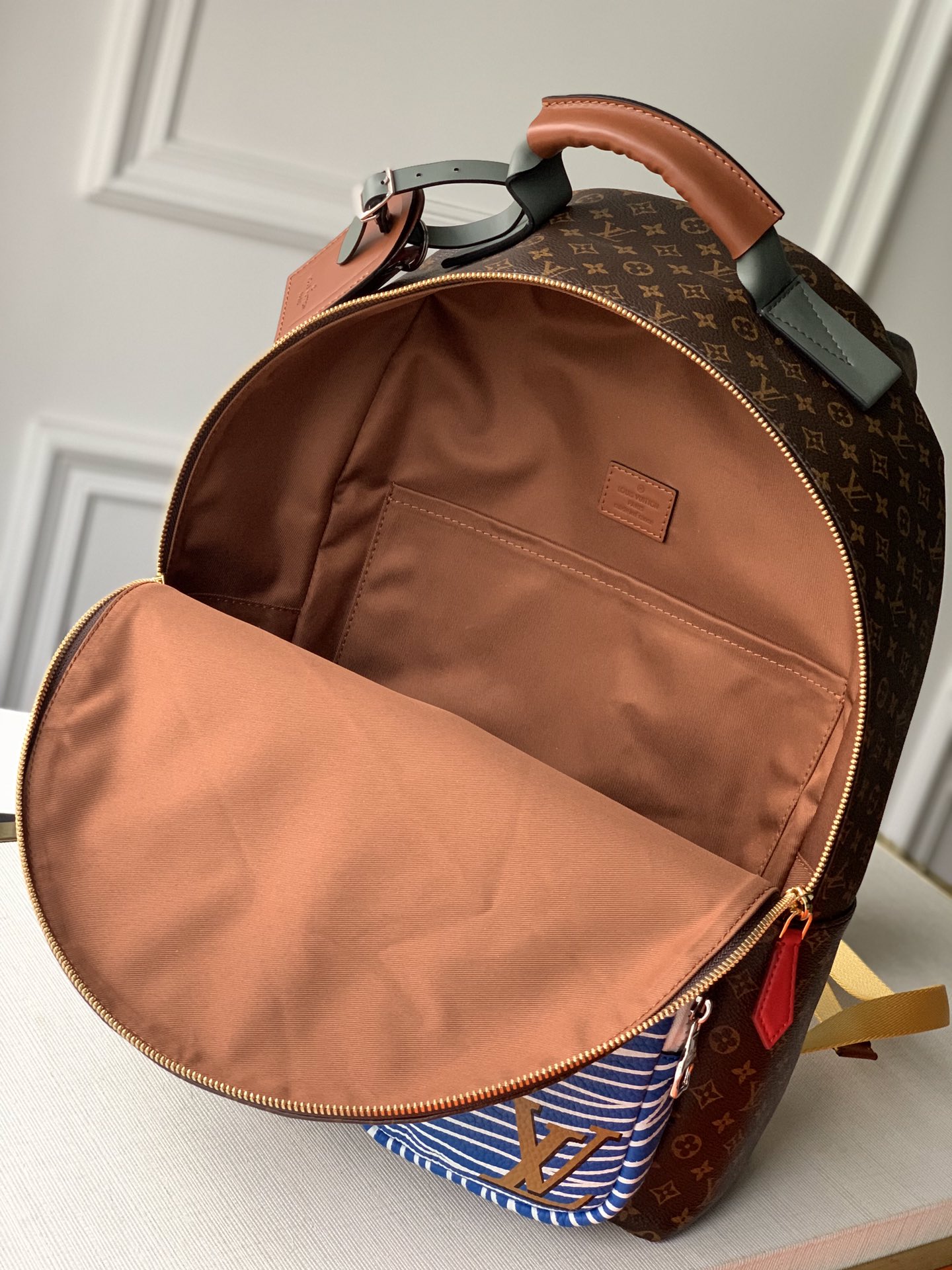 BALO LOUIS VUITTON DAMIER MONOGRAM Leather Backpack-Brown