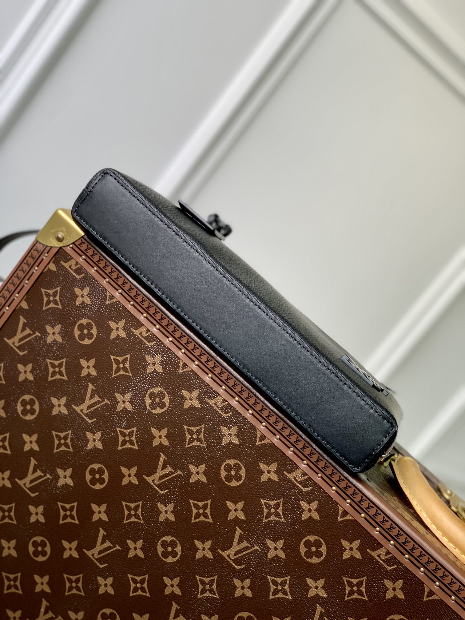 TÚI LOUIS VUITTON AERO IPAD POUCH