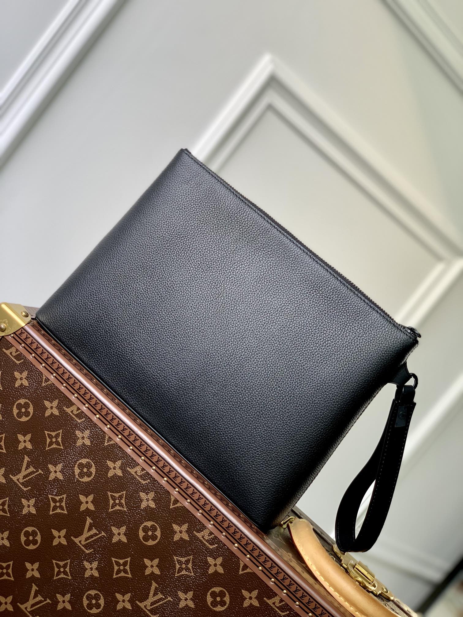 TÚI LOUIS VUITTON AERO IPAD POUCH