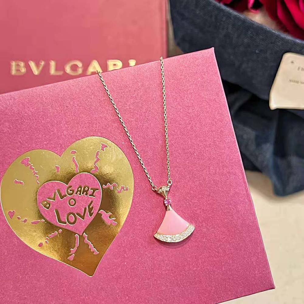 Vòng cổ BVLGARI DIVAS’ DREAM Necklace in 18 KT Sakura vàng hồng 18K