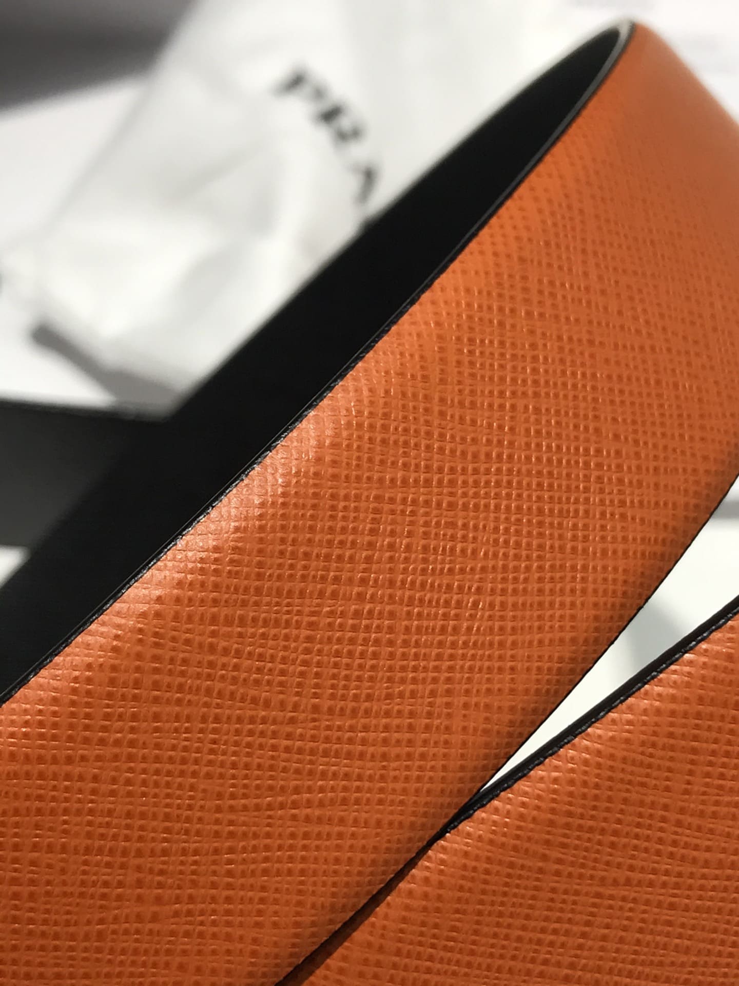 DÂY LƯNG PRADA ORANGE SAFFIANO LEATHER Khóa vàng