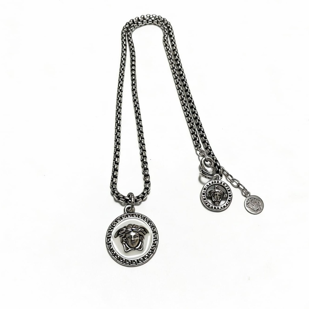 DÂY CHUYỀN VERSACE MEDUSA RED ENAMEL UNISEX