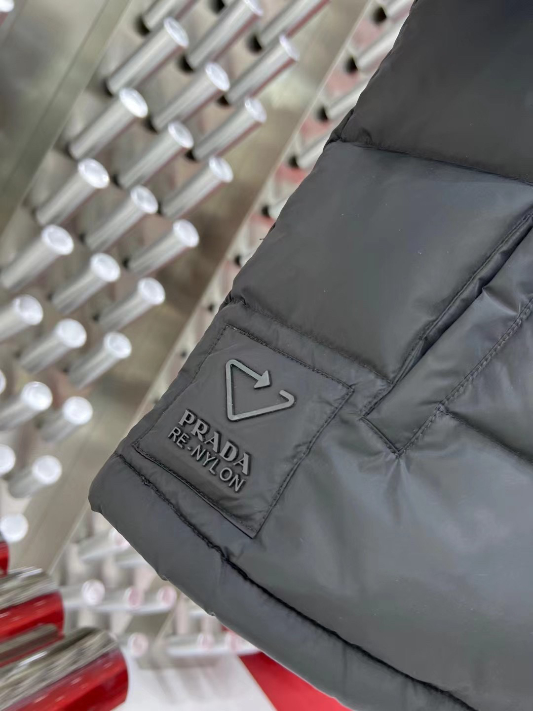 ÁO PRADA FEATHER DOWN JACKET