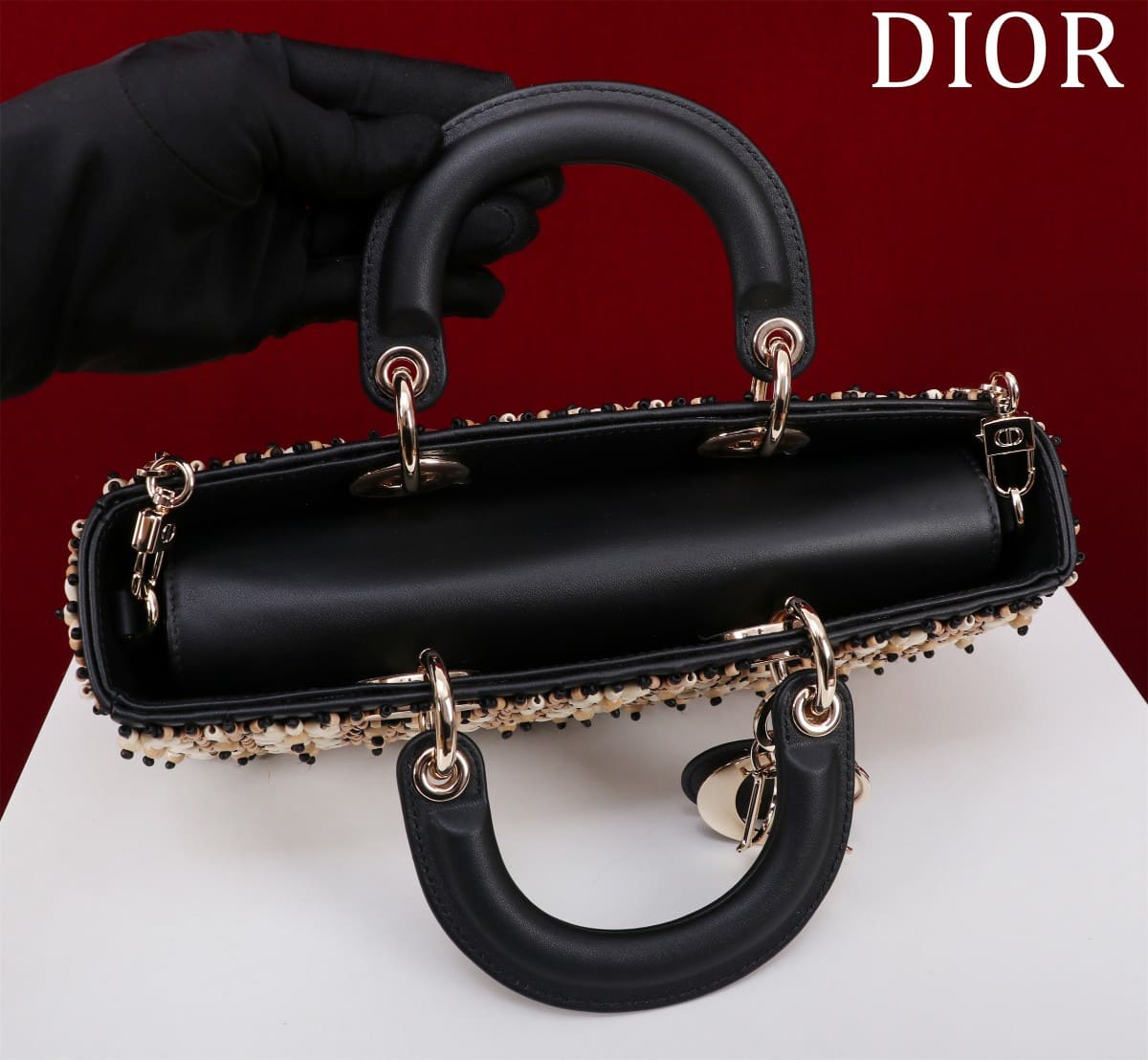 TÚI CHRISTIAN DIOR Lady-Joy embroiders wooden beads hạt gỗ