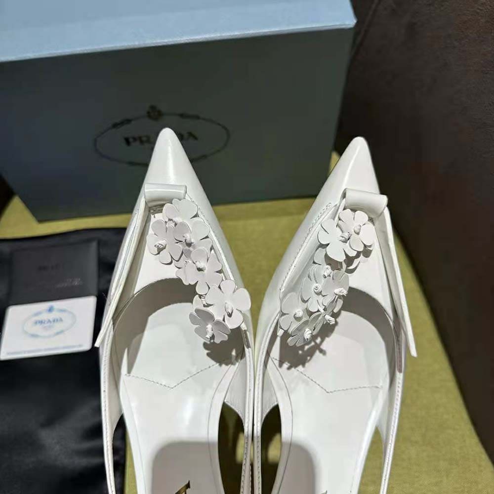 GIÀY Prada Women Brushed Leather Slingback Pumps with Floral Appliques-White