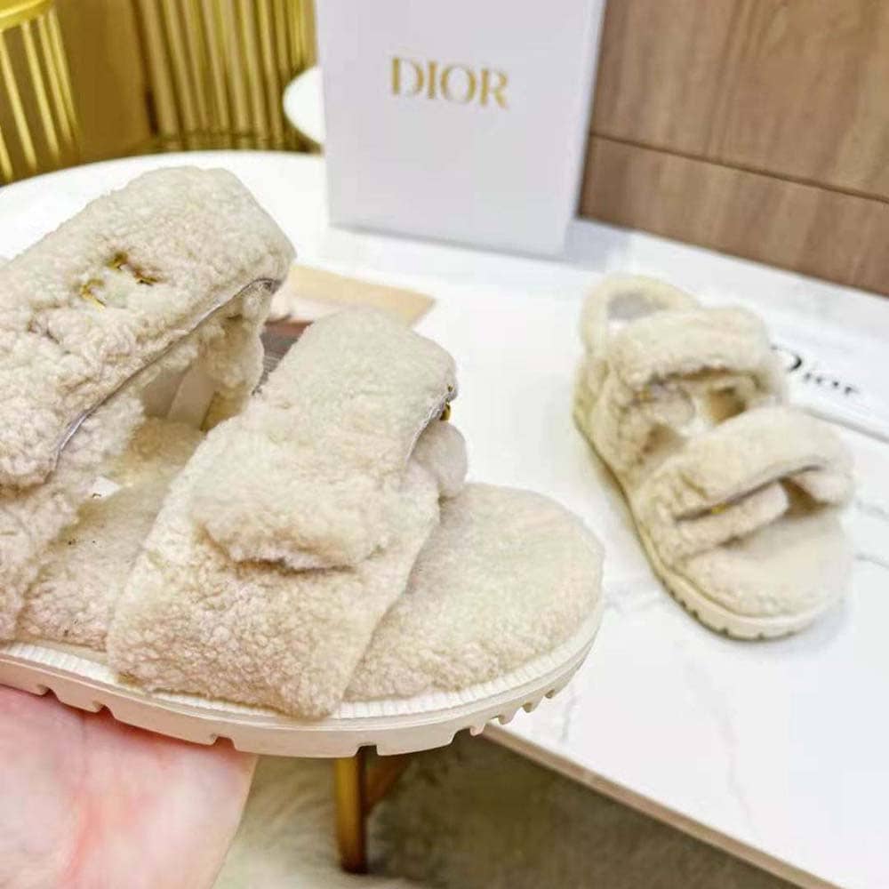 DÉP SANDALS Dior Women Dioract Sandal White Shearling