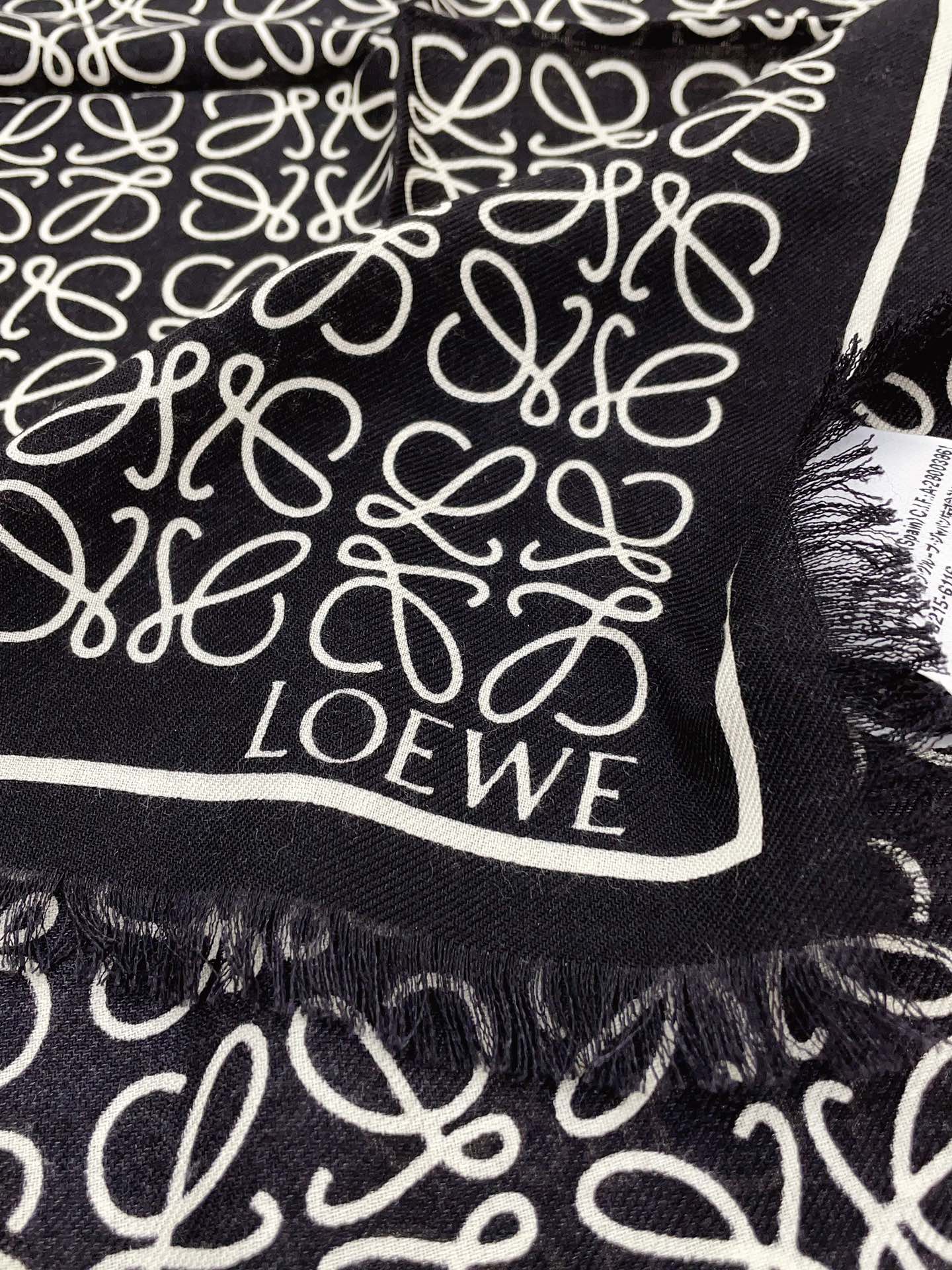 KHĂN LOEWE cashmere scarf