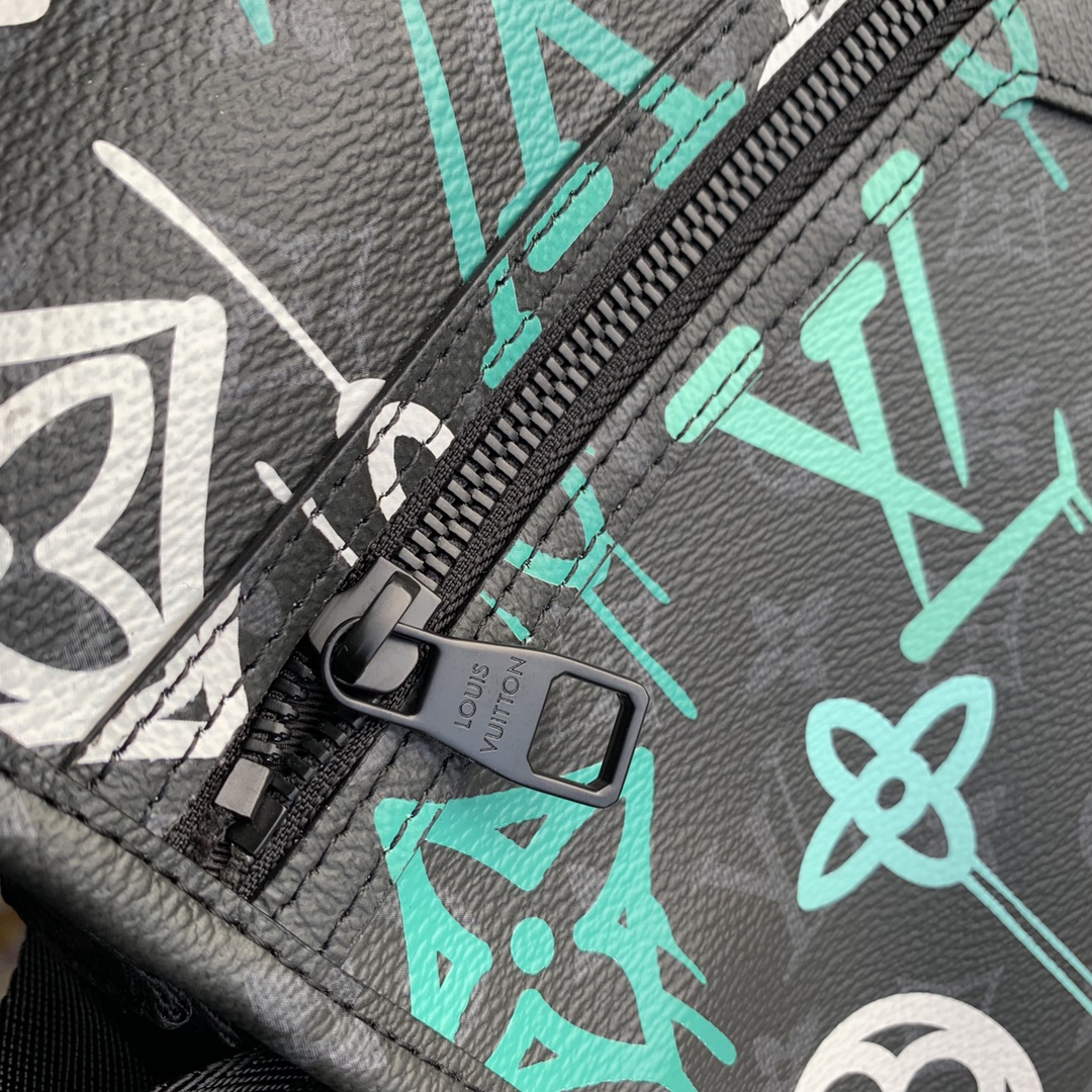 TÚI LOUIS VUITTON  Archy Monogram Eclipse Messenger Bag