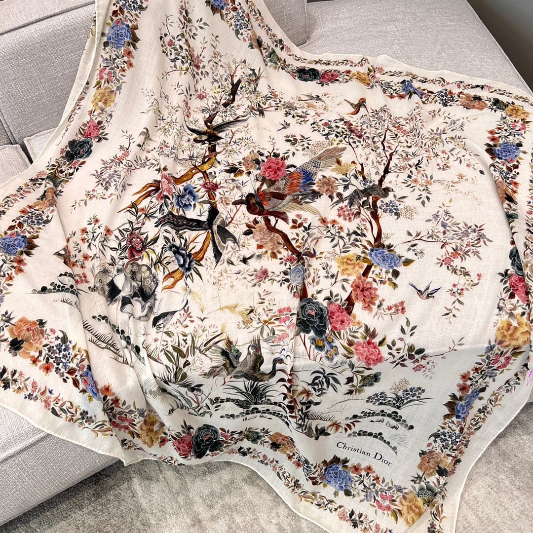 KHĂN DIOR TOP QUALITY AAA SILK