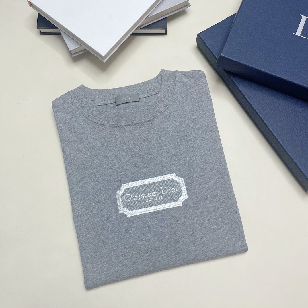 ÁO CHRISTIAN DIOR COUTRE TAG T Shirt