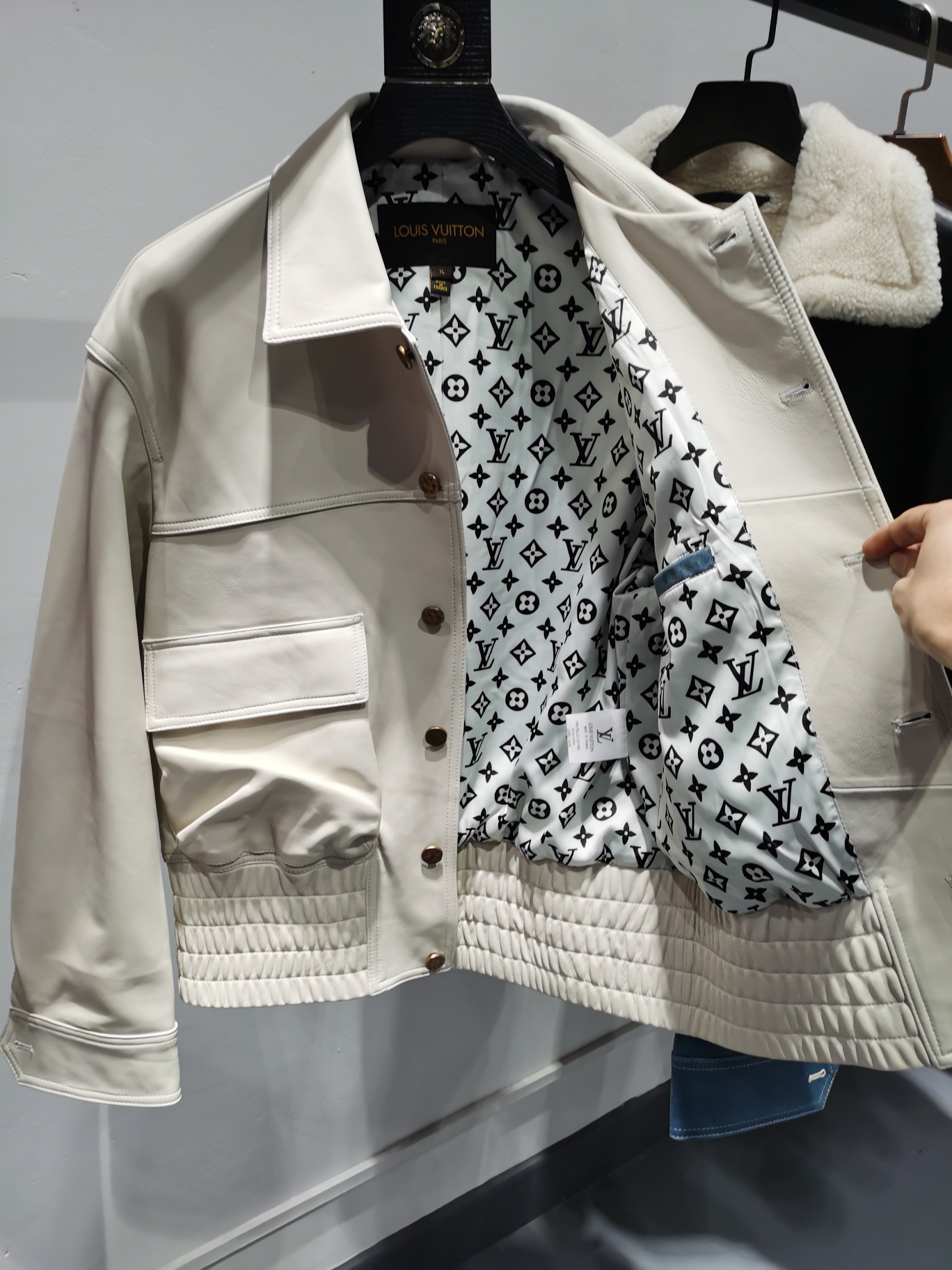 ÁO LOUIS VUITTON LEATHER JACKET