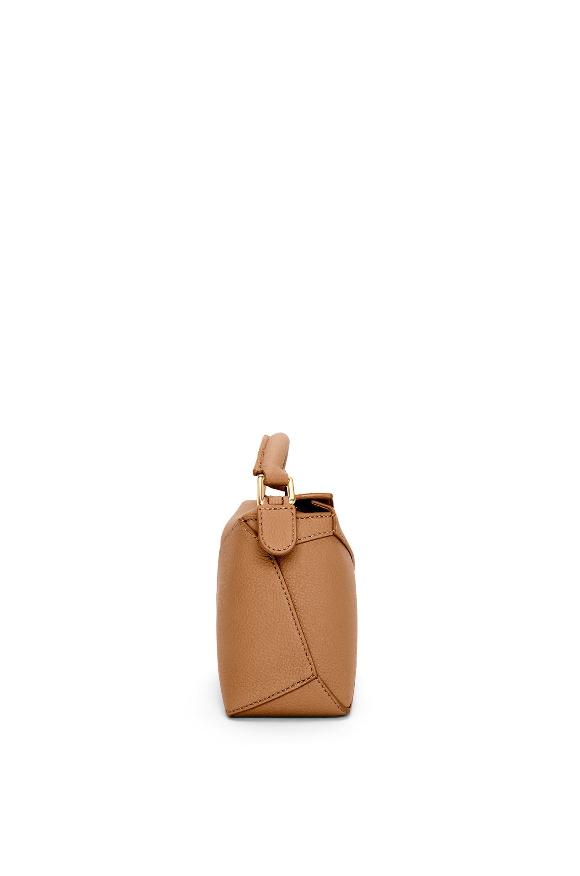 Túi LOEWE Mini Puzzle bag in soft grained calfskin brown