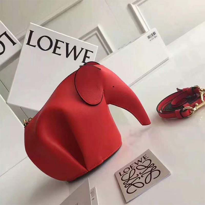 TÚI LOEWE Elephant bằng da bê màu đỏ