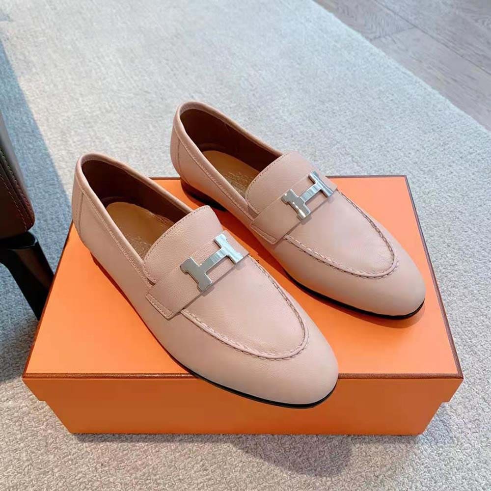 GIÀY Hermes Women Paris Loafer in Calfskin with Palladium Plated Signature “H” Detail-Pink