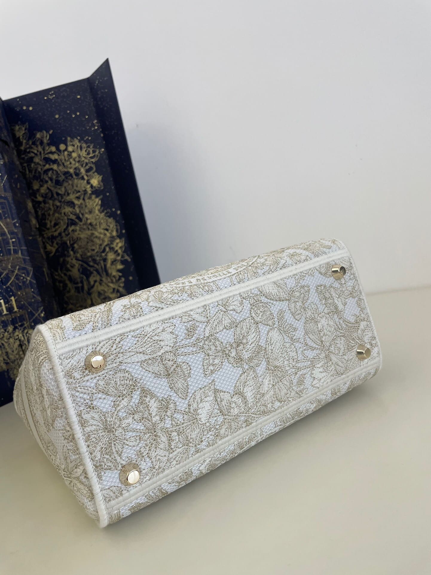 TÚI CHRISTIAN DIOR LADY D-LITE NATURAL EMBROIDERY BAG