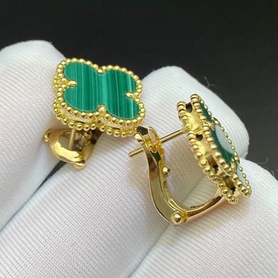 KHUYÊN TAI VAN CLEEF & ARPELS ALHAMBRA EARRINGS MALACHITE 15MM GOLD 18K YELLOW GOLD