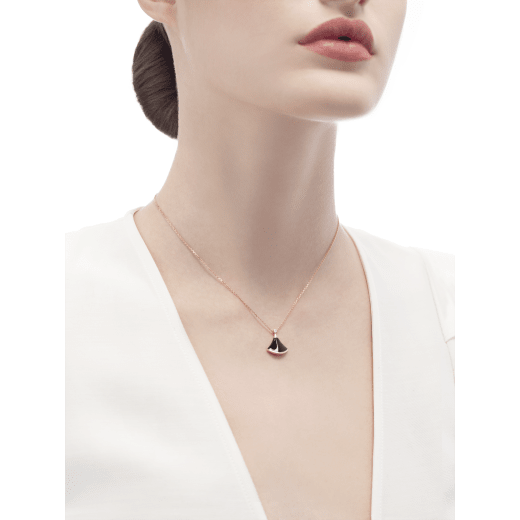 DÂY CHUYỀN BULGARI DIVAS’ DREAM DIAMOND ONYX 18K ROSE GOLD