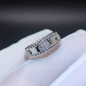 Nhẫn Van Cleef & Arpels Perlee Sweet Clovers vàng trắng 18K