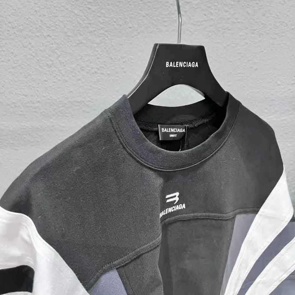 ÁO BALENCIAGA Men Sporty B Tracksuit T-Shirt in Black