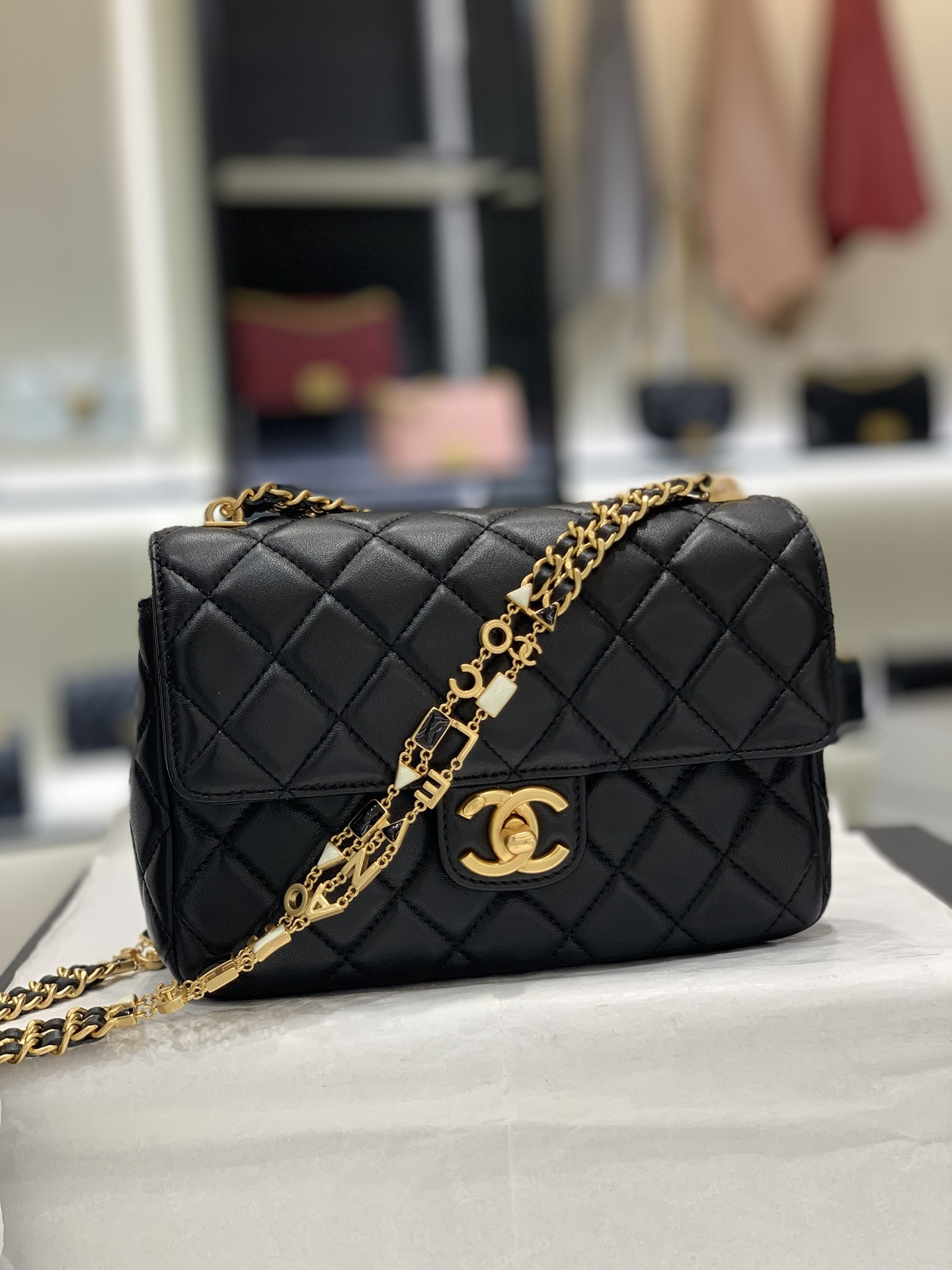 TÚI CHANEL 23B Black đen da HAAS