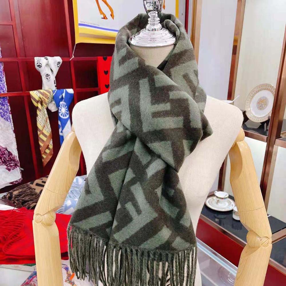 KHĂN Fendi Women FF Scarf Green Cashmere Scarf