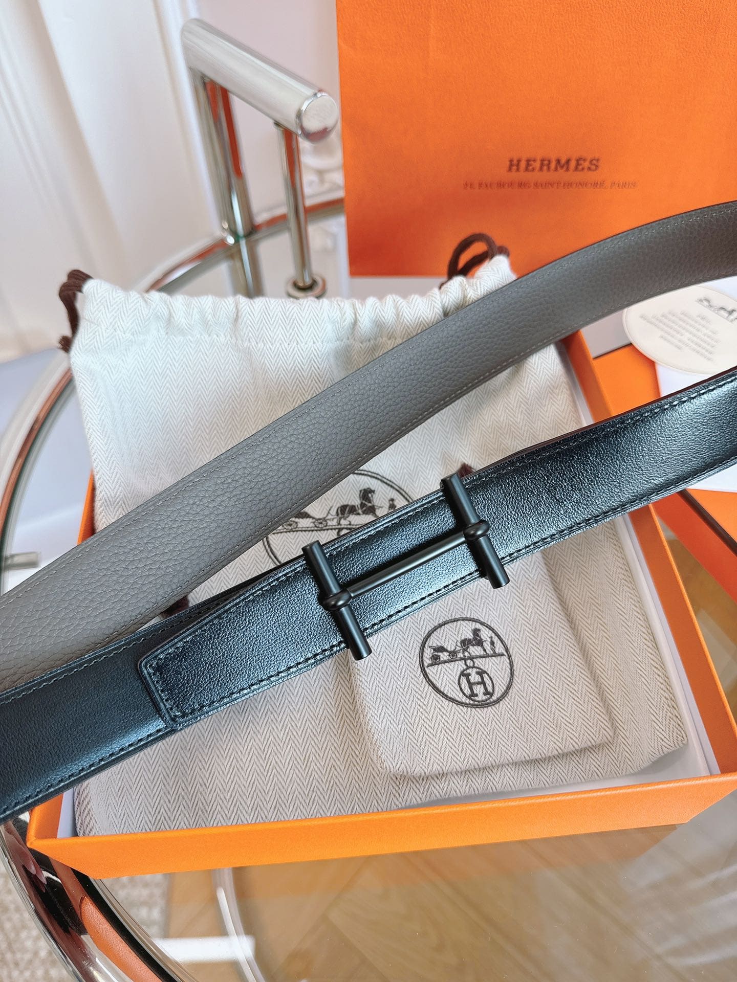 DÂY LƯNG HERMES H BLACK GRAY CALFSKIN leather hai mặt khóa đen