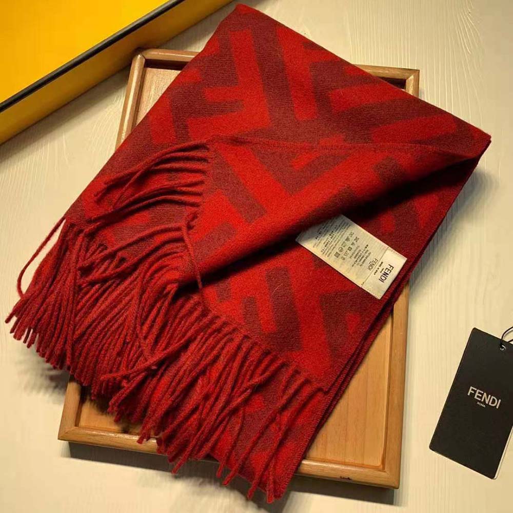 KHĂN Fendi Women Long Scarf with Fringed Edges-Red