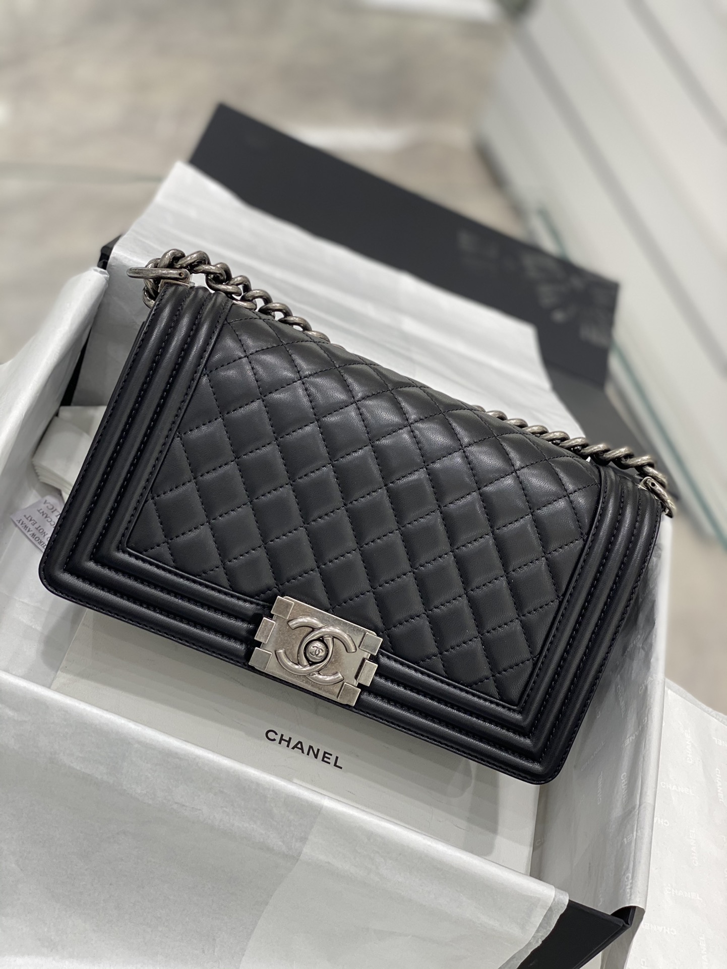 TÚI CHANEL LEBOY BODIN JOYEUX DA HAAS 25 SILVER