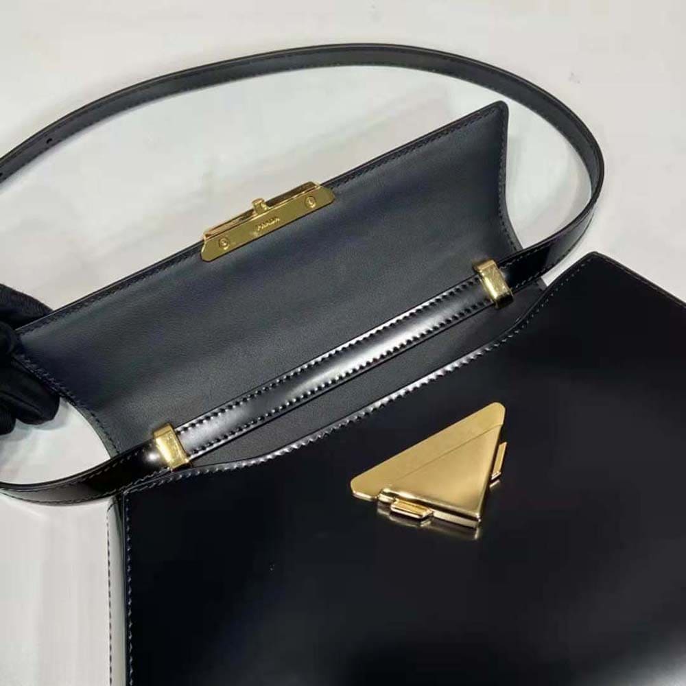 TÚI Prada Women Medium Brushed Leather Handbag-Black