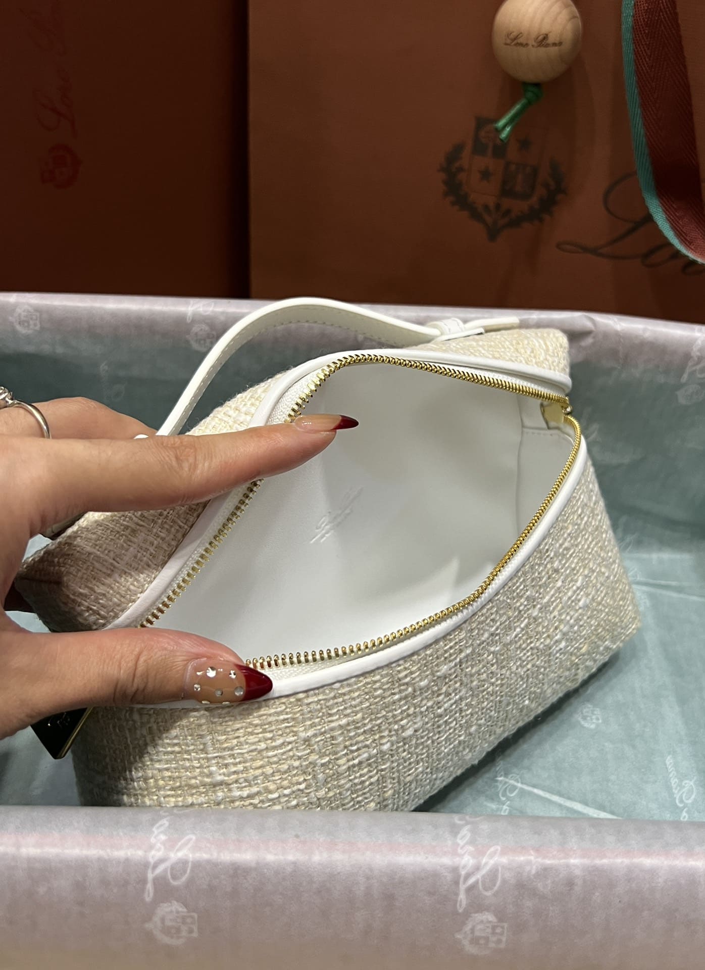 TÚI Loro Piana Women Extra bằng da bê kết hợp vải lanh