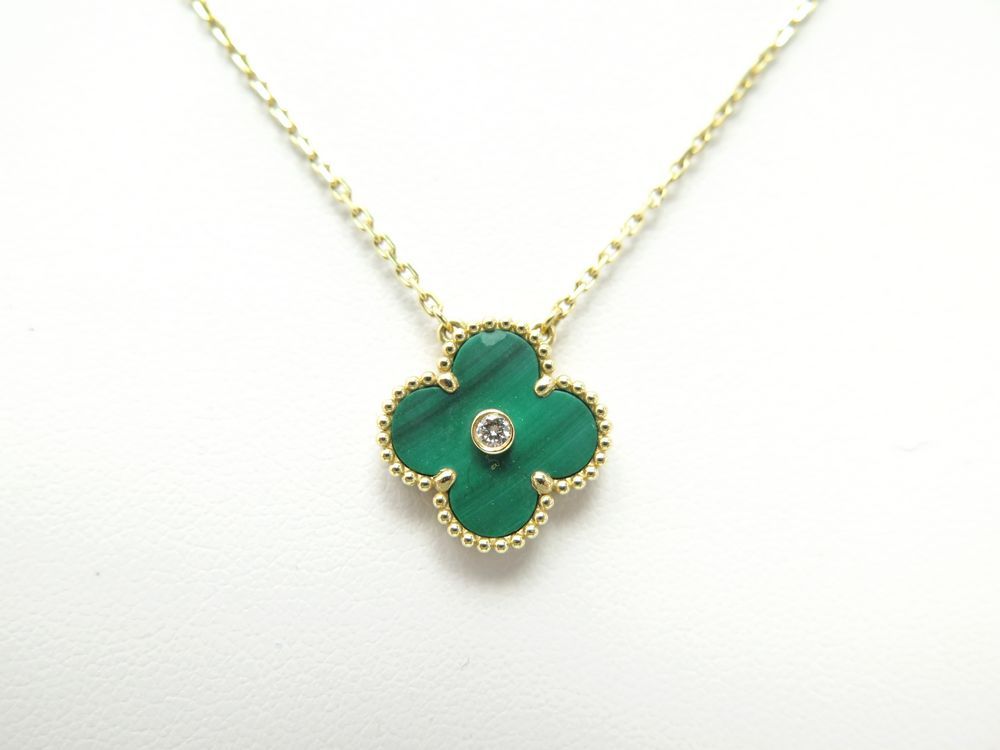 Van Cleef & Arples style ALHAMBRA VINTAGE yellow gold 18K jadeit and moissanite diamonds