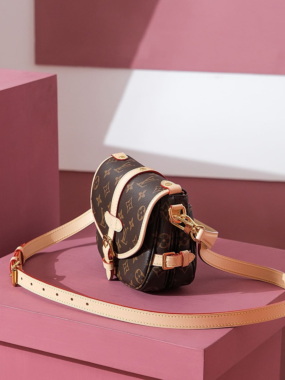 TÚI LOUIS VUITTON SAUMUR MONOGRAM BEST QUALITY SẢN PHẨM TỐT NHẤT