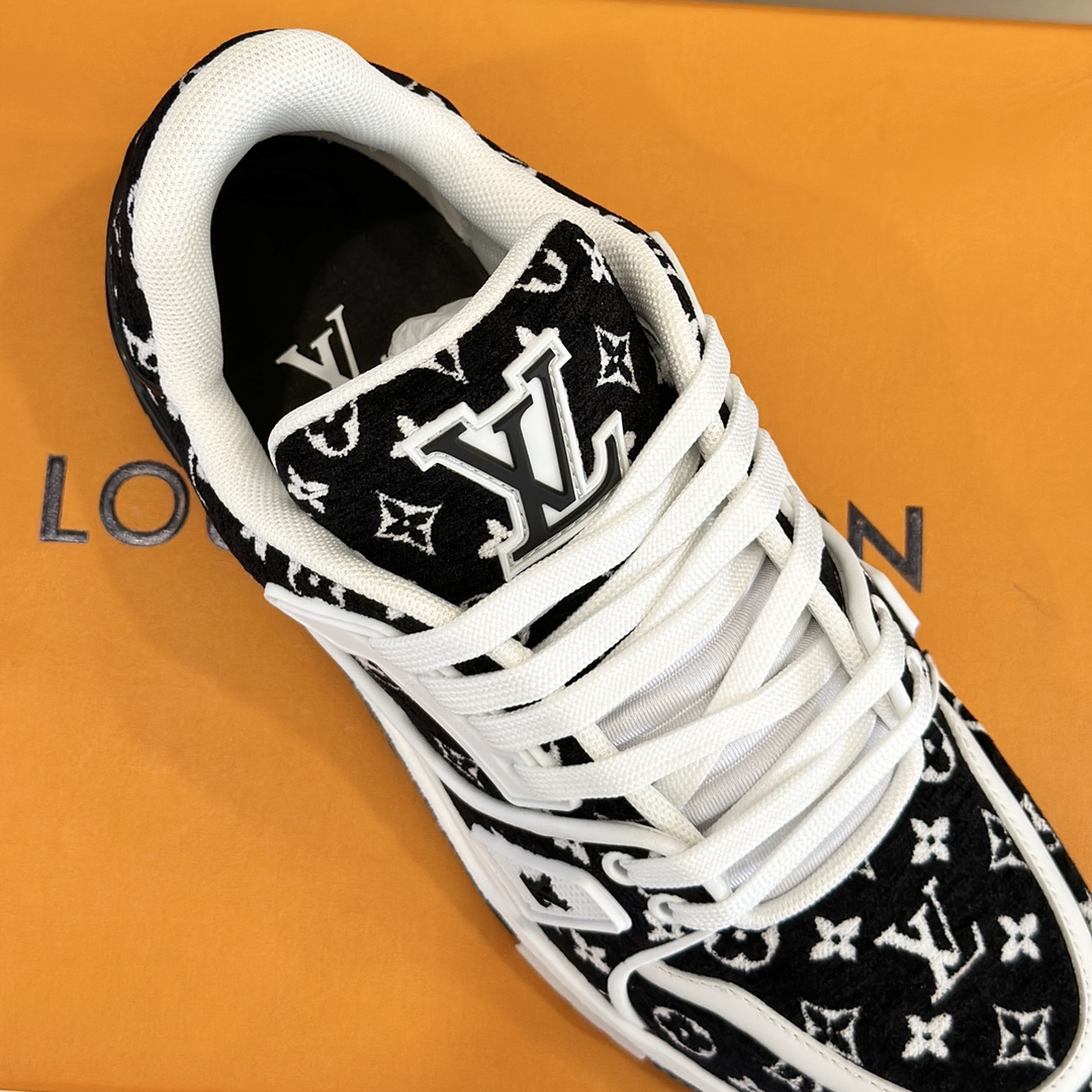 GIÀY LOUIS VUITTON TRAINER MONOGRAM SNEAKERS SHOES AAA