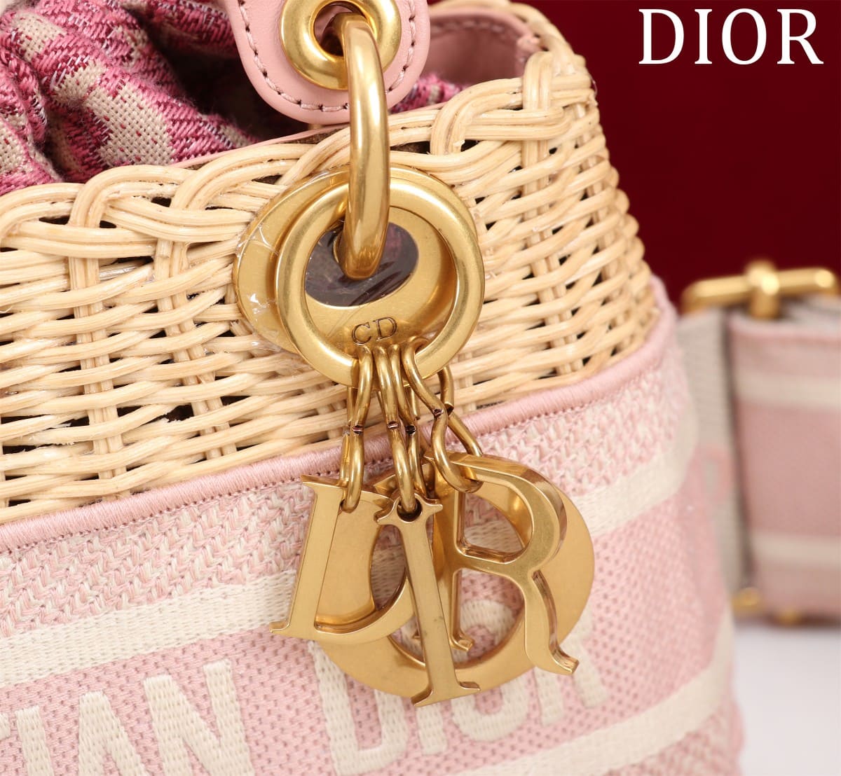 TÚI Dior Women Mini Lady Dior Bag Natural Wicker and Pink Dior Oblique Jacquard dệt tay bằng liễu gai