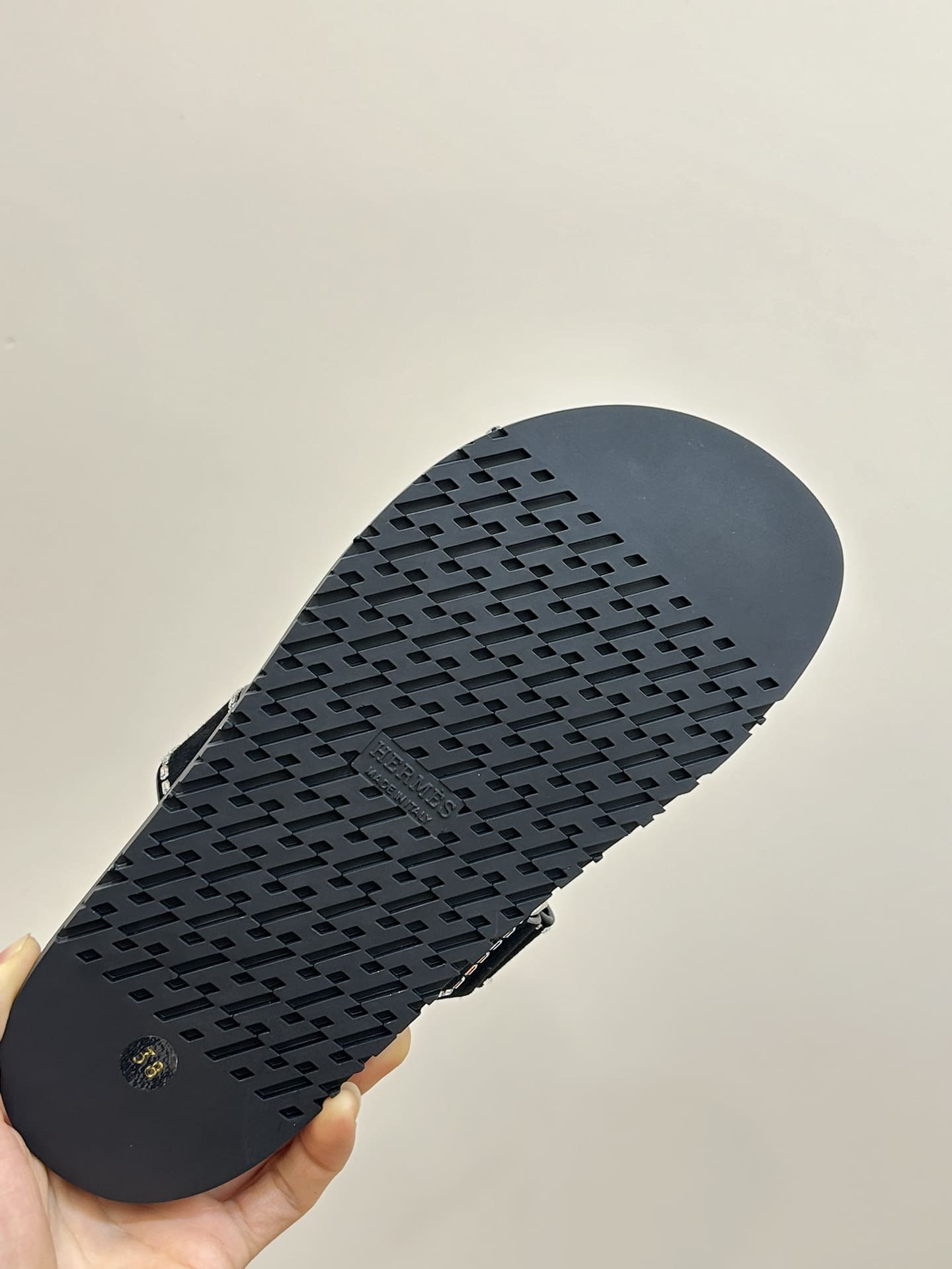 DÉP HERMES CHYPRE SANDAL UNISEX AAA