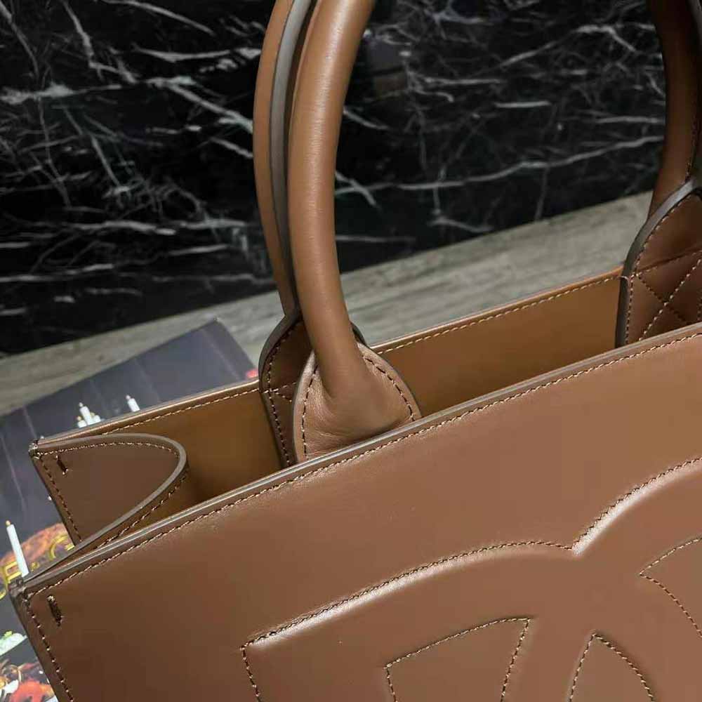 TÚI Dolce Gabbana D&G Women Small Calfskin DG Daily Shopper-Brown