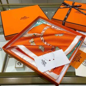 KHĂN Hermes Women Hermes Story Scarf 90 in Silk Twill with Hand-Rolled Edges-Orange