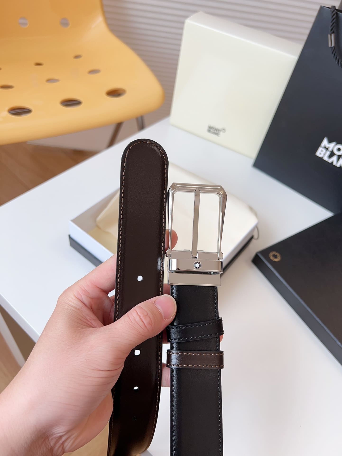 DÂY LƯNG MONTBLANC CALFSKIN LEATHER Belt Khóa bạc