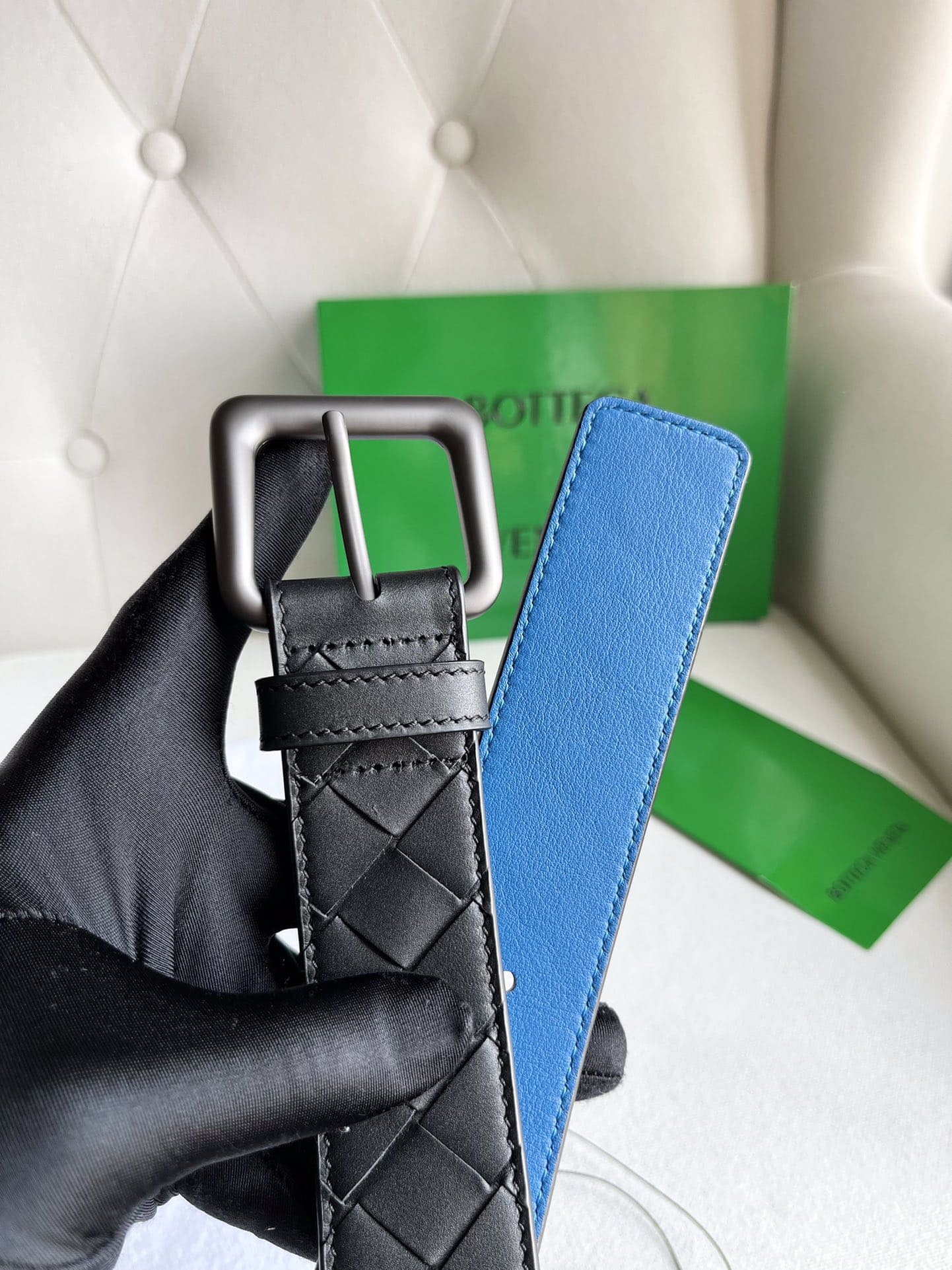 DÂY LƯNG BOTTGA VENETA BLACK INTRECCIATO LEATHER Khóa đen mờ