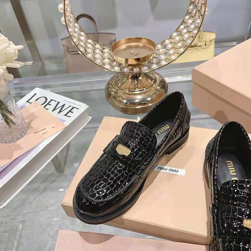 GIÀY Miu Miu Women Croco-print Leather Penny Loafers