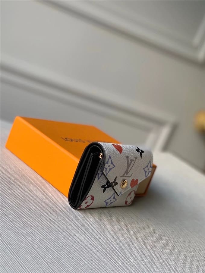Ví LOUIS VUITTON game on zoe wallet