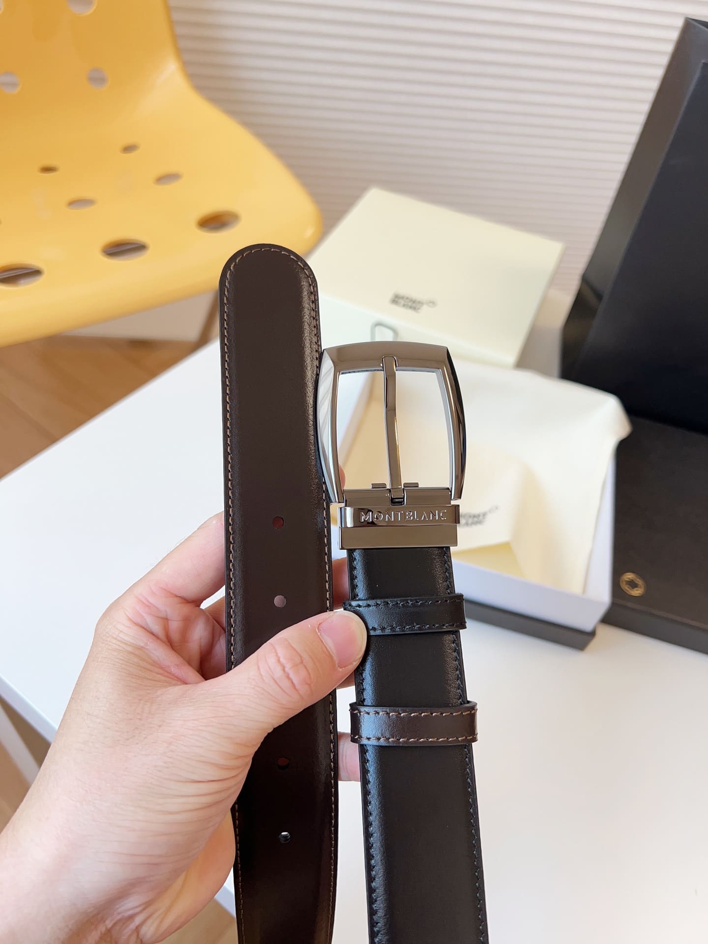 DÂY LƯNG MONTBLANC CALFSKIN LEATHER Belt Khóa bạc