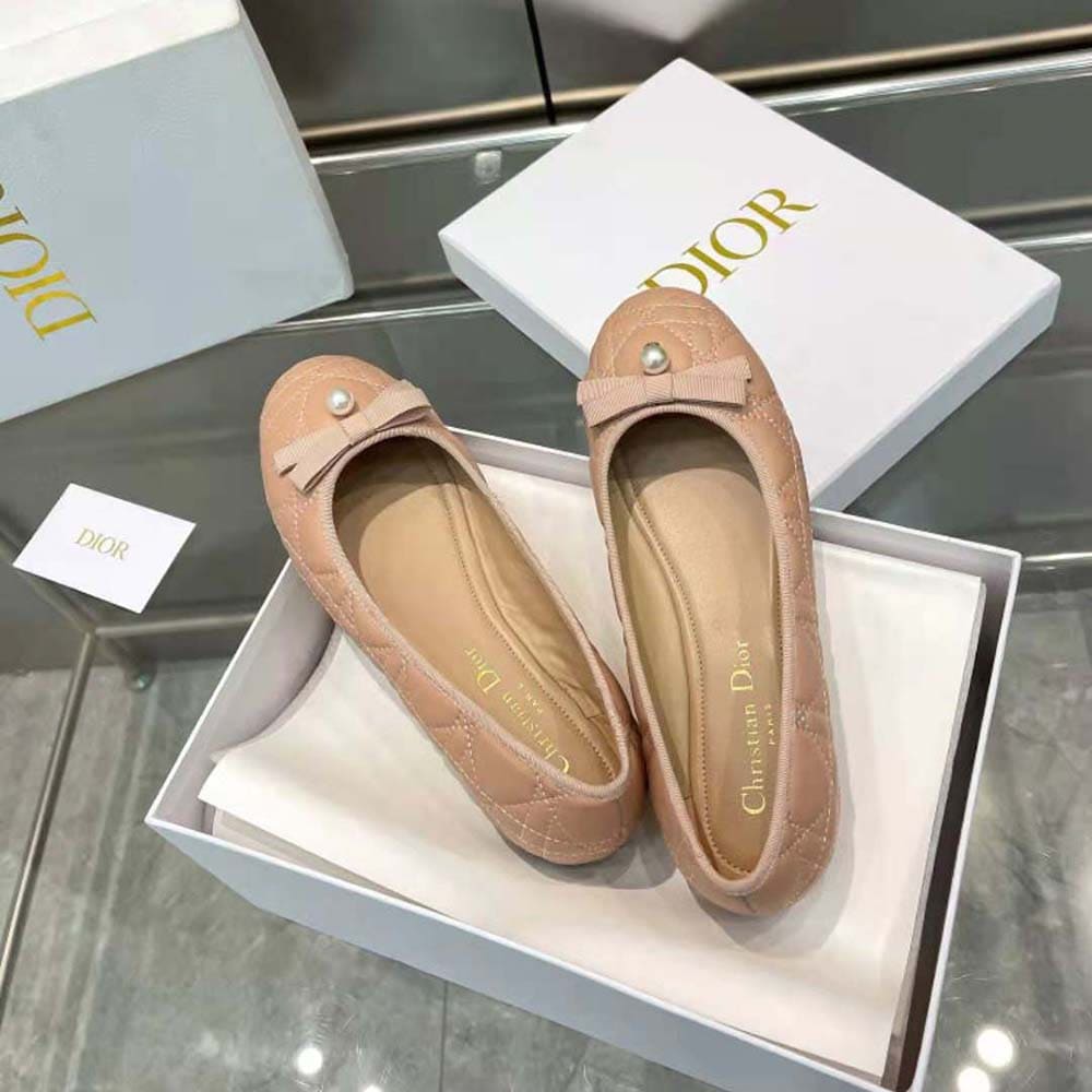 GIÀY Dior Women Ballet Flat Nude Quilted Cannage Calfskin