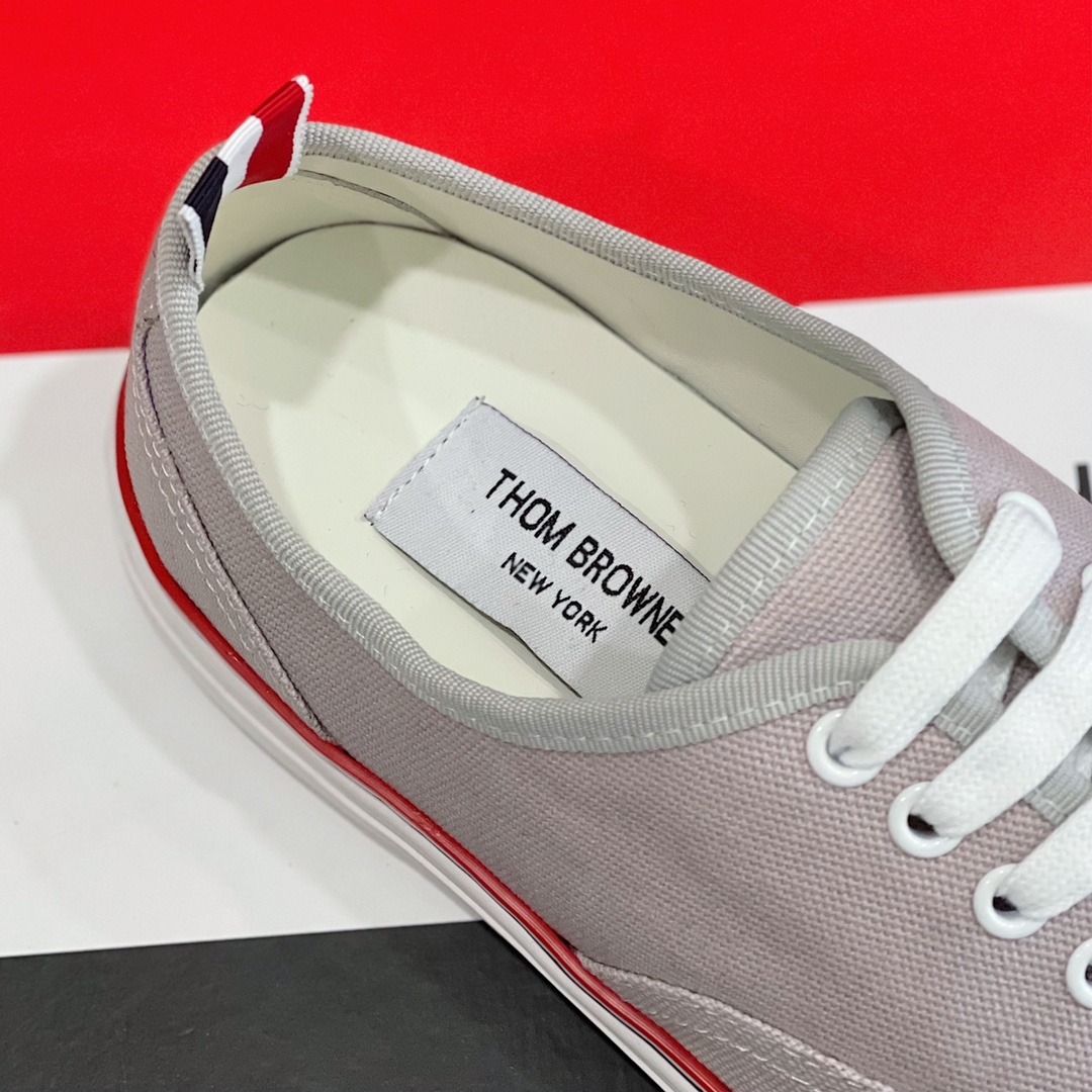 GIÀY THOM BROWNE SNEAKERS SHOES AAA