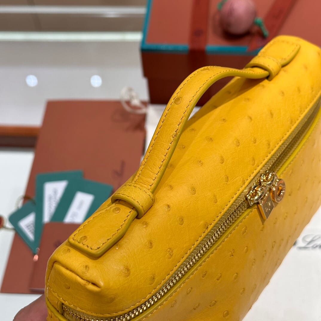 TÚI Loro Piana Women Extra Pocket L27 in Ostrich Leather Yellow da đà điểu(Gía Liên Hệ)