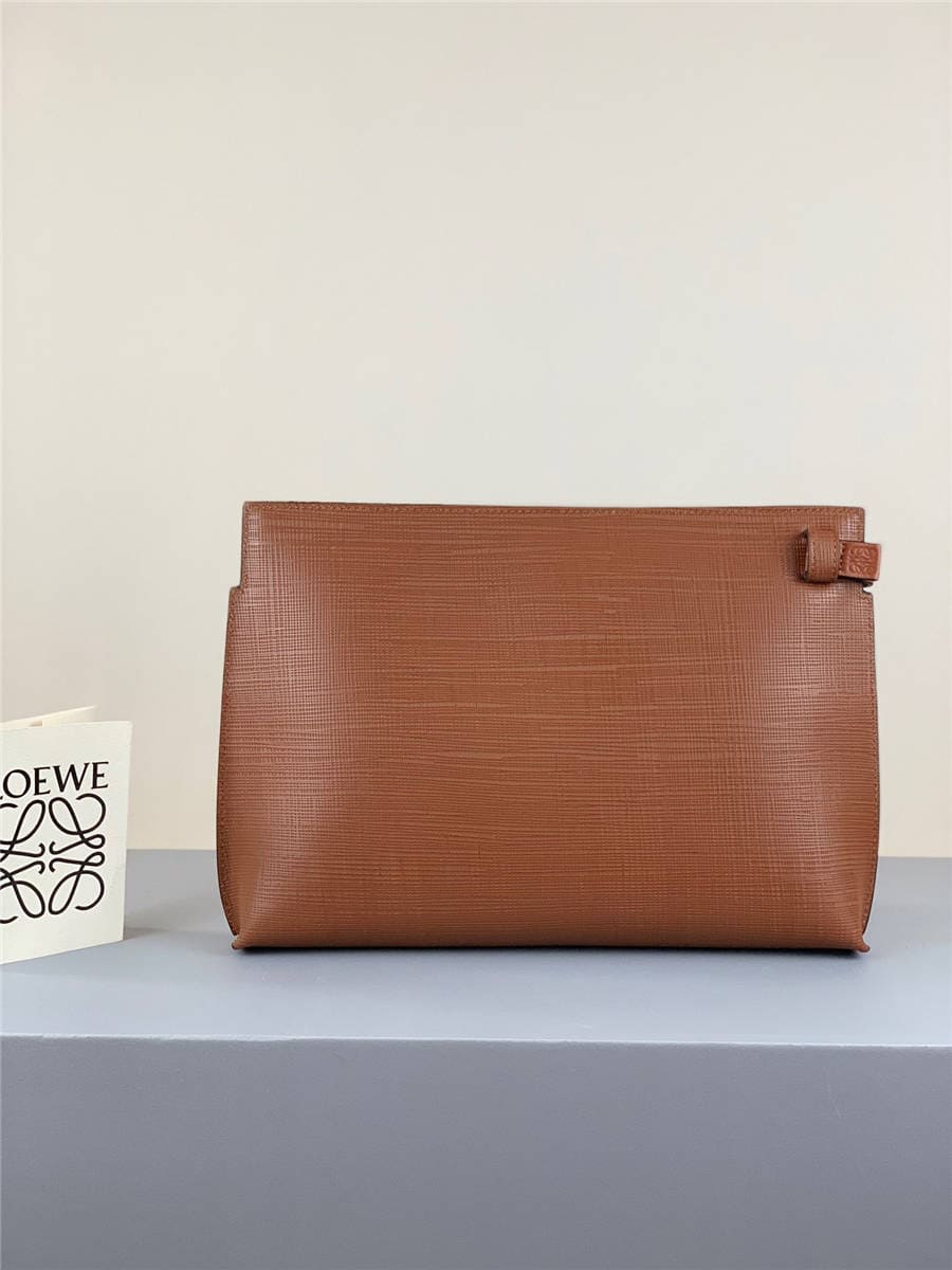Túi LOEWE new embossed leather T pouch clutch Brown