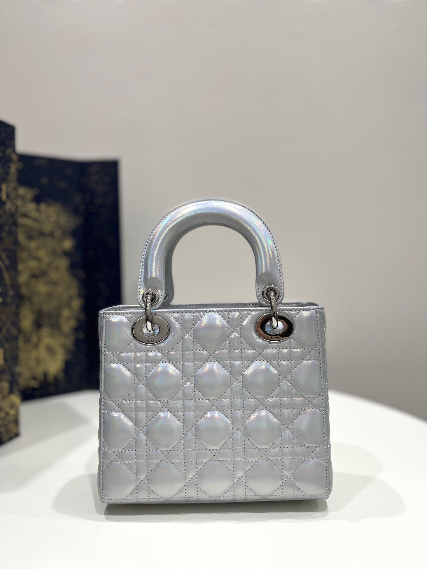 TÚI CHRISTIAN DIOR LADY DIOR Cannage Calfskin Pearl ánh trai