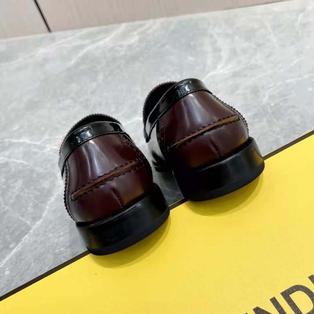GIÀY FENDI Maroon Leather Loafers with Fendi O’Lock Motif